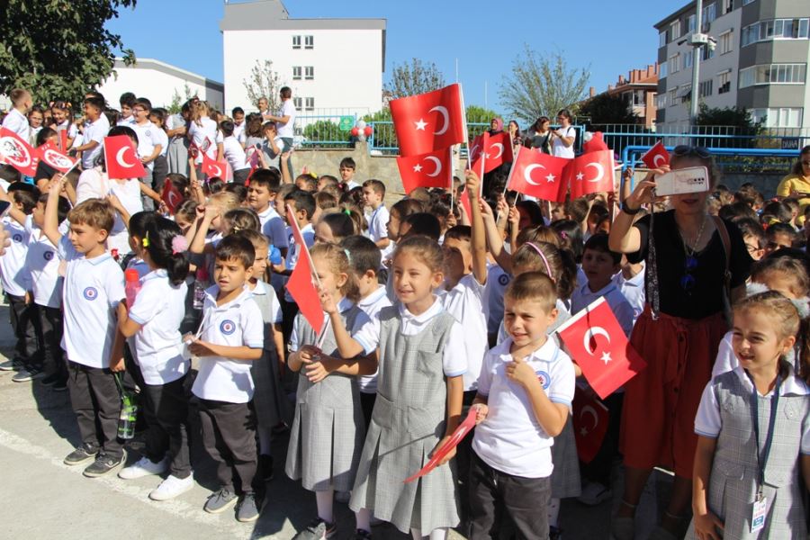 Cumhuriyet İlkokulu’nda tören