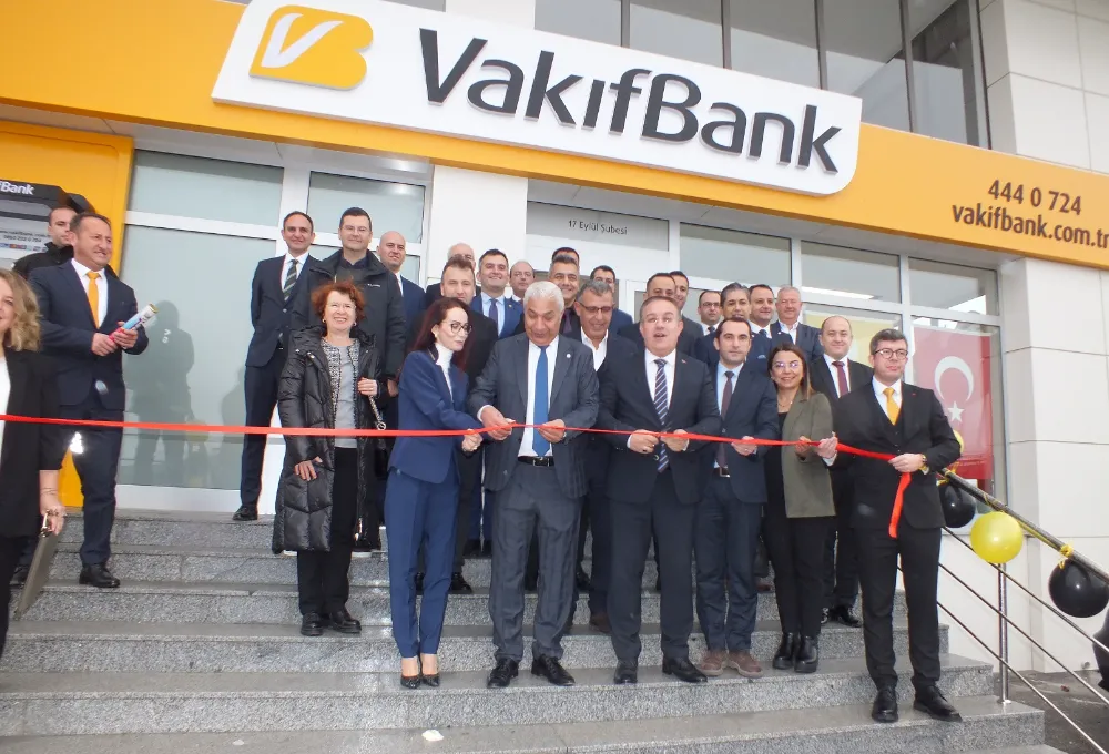 VakıfBank Bandırma’da 941. şubesini açtı.
