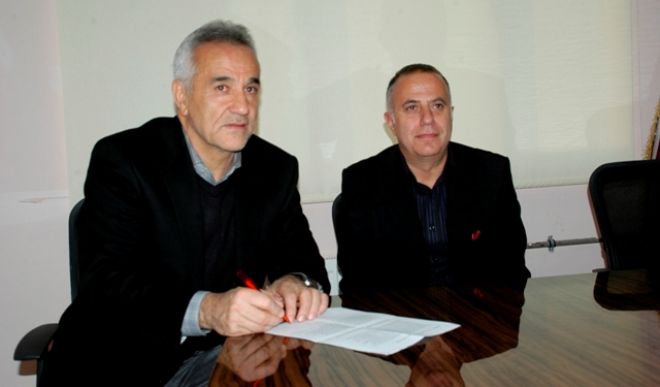 Çapanoğlu 1.5 yıllık sözleşme imzaladı