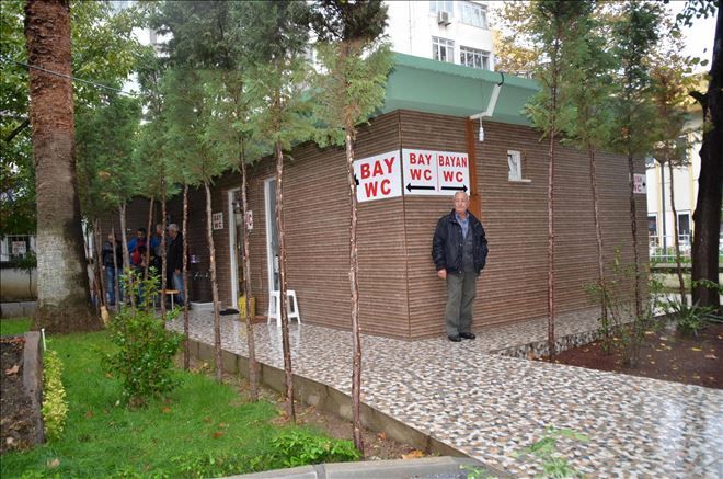 Tuvalet macerası çabuk bitti.