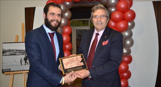 Çağdaş Şen´den, çağdaş sergi