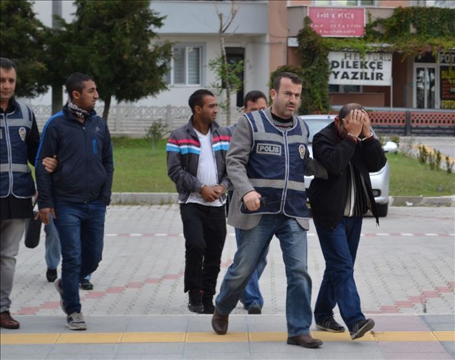 İnşaat malzemesi çalan üç kişi tutuklandı