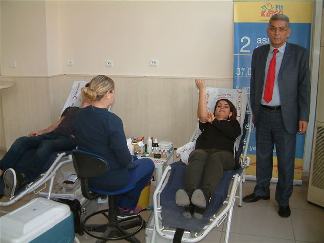 Bandırma PTT´sinde kan bağışı