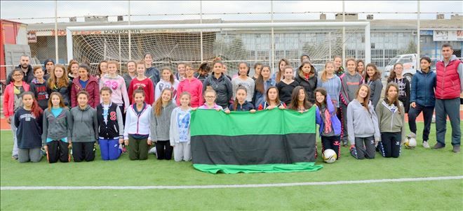 Edincikspor´dan bayan futbol takımı