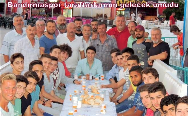 Taraftarlar´dan alt yapıya iftar