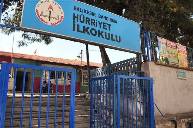 HÜRRİYET İLKOKULU BAHÇESİ ASFALTLANDI.