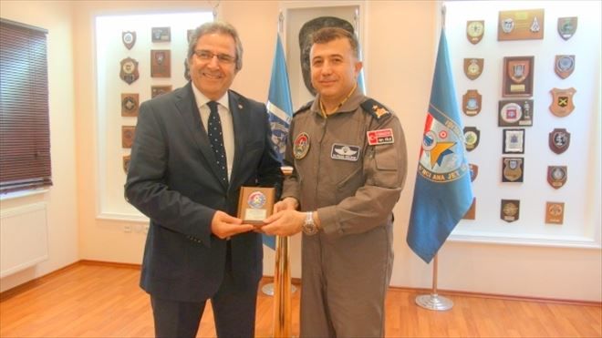  YENİ KOMUTANA HOŞ GELDİN ZİYARETİ