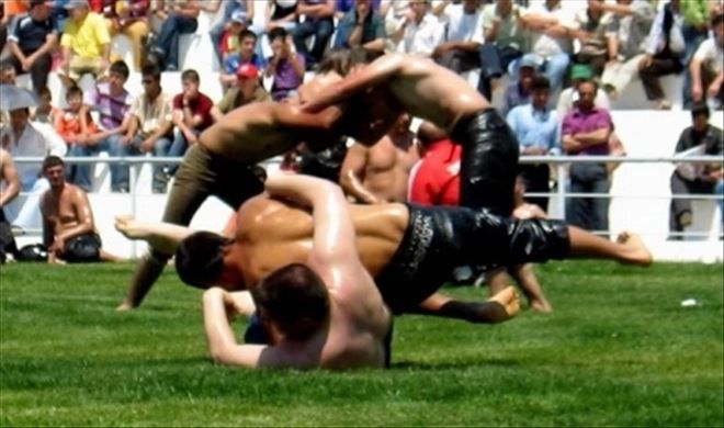 Bandırma´da Yağlı Güreş Heyecanı