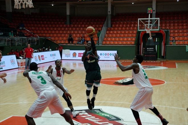 Banvit Hollanda´da Brose Basket Turnuva´sına katılacak