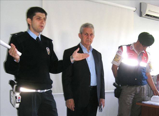 Okul yolu bilgilendirildi.