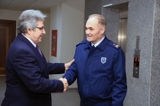 ÜS KOMUTANINDAN BAŞKAN MİRZA´YA ZİYARET