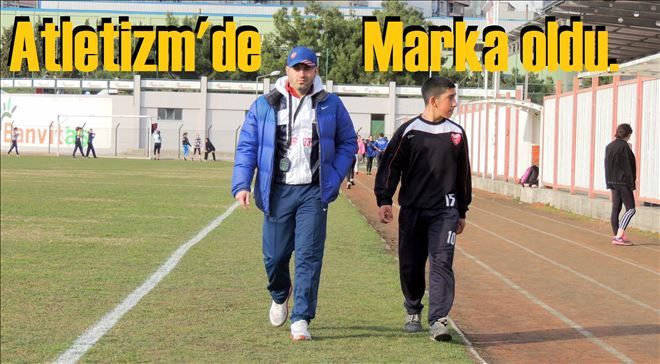 Atletizm´de marka oldu.