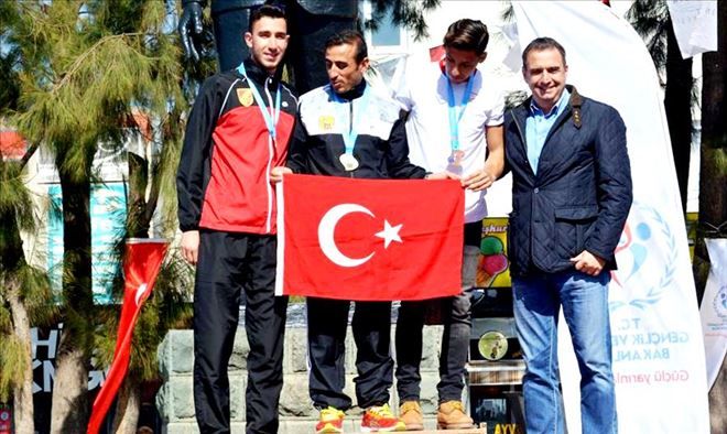 YÜRÜYÜŞ ŞAMPİYONASINA EV SAHİPLİĞİ YAPTI.