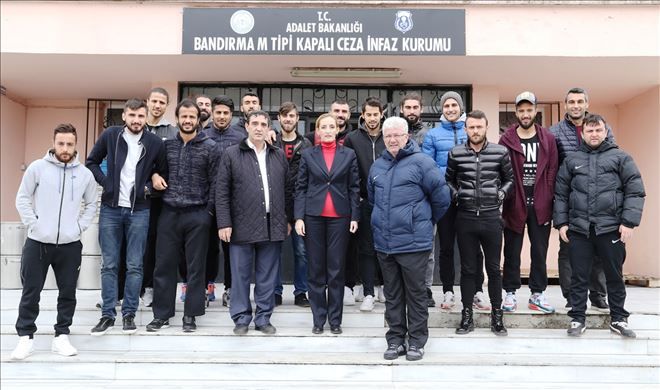 Bandırmaspor´dan ceza evine ziyaret.
