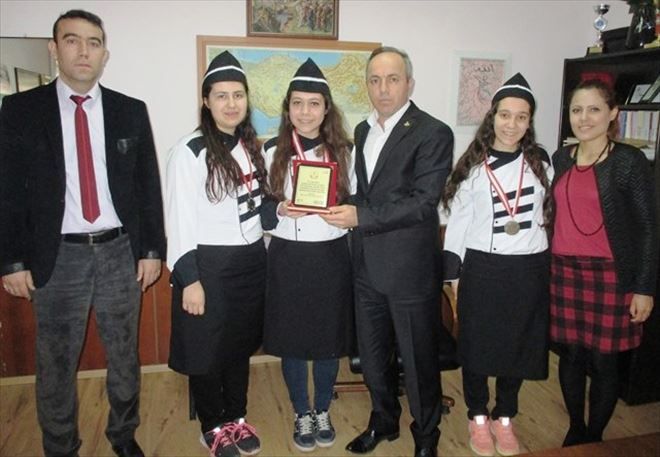 GÖNEN MESLEKİ VE TEKNİK ANADOLU LİSESİNDEN BAŞARI