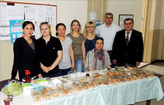 Bandırma Ortaokulunda kermes