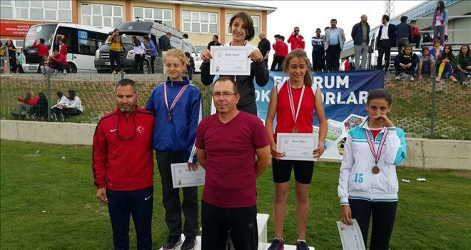 Erdek 18 Eylül Ortaokulu tarih yazdı
