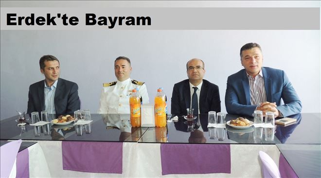 Öğretmen evi ve Belediye de Bayramlaşma