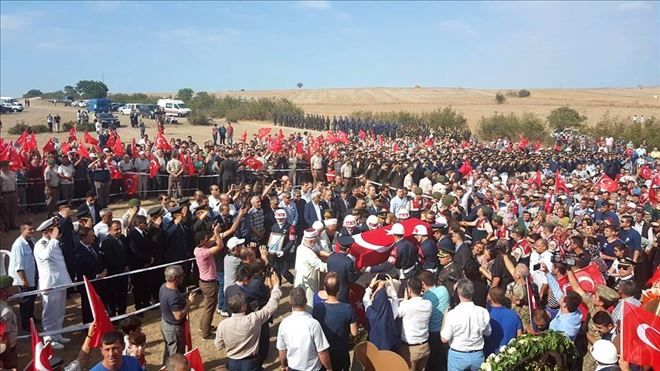 Şehit Cenazesinde teröre lanet yağdı.