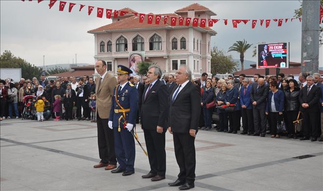 Bandırma da coşkulu kutlama