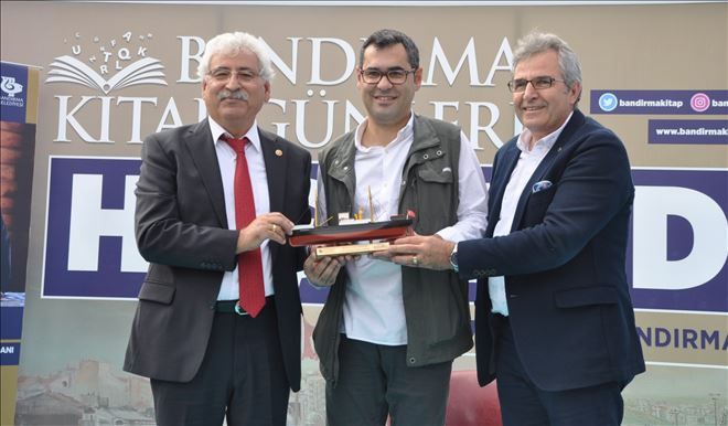 Enver Aysever Bandırma´da