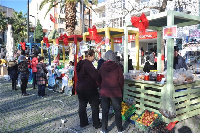 Erdek´te yeni yıl alışveriş zamanı