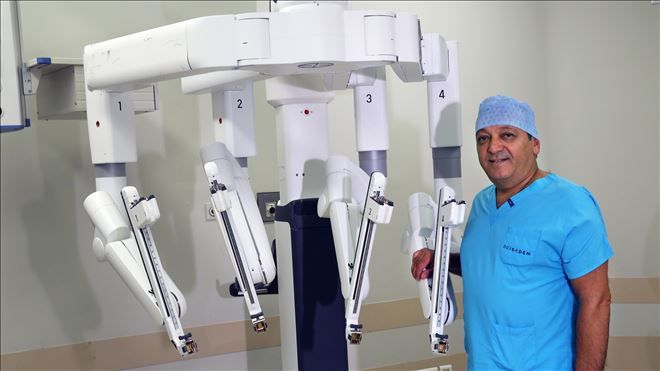 12 YILDA 1500 ROBOTİK CERRAHİ OPERASYON GERÇEKLEŞTİRDİ!