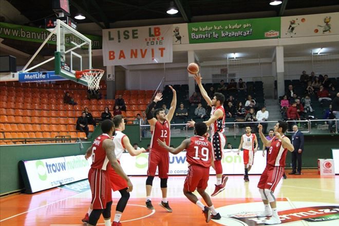 Kırmızı´dan, Samsun´a 4 fark