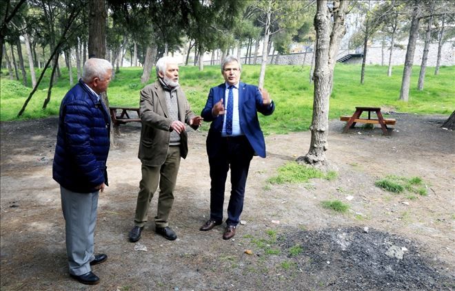 Balcı, model oldu.