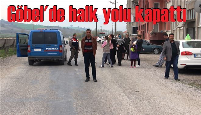 Halk yolu kapattı