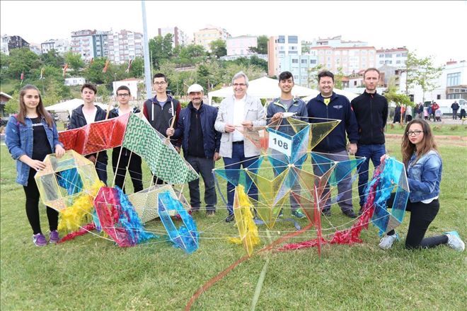 İyi uçurtmalara ödül yağdı.