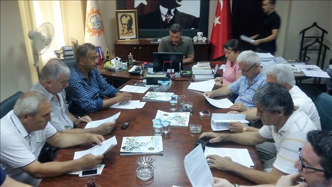 Ertelenen meclis toplantısı yapıldı.
