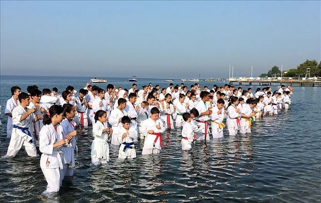 Erdek´te Karate kampı