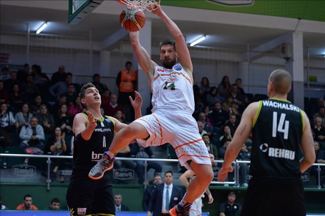 LİDER BANVİT ALMANYA DEPLASMANINDA