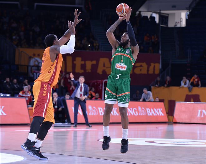 Banvit İstanbul´da farklı kazandı!