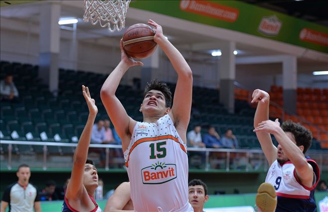 BANVİT´İN GENÇLERİ  PINAR KARŞIYAKA´YI KONUK EDİYOR