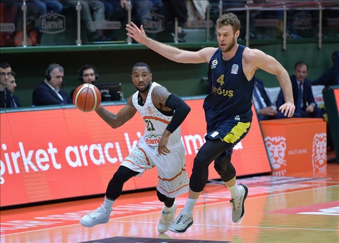 BANVİT´TE OCAK AYININ EN İYİ BASKETİ  TONY TAYLOR´IN