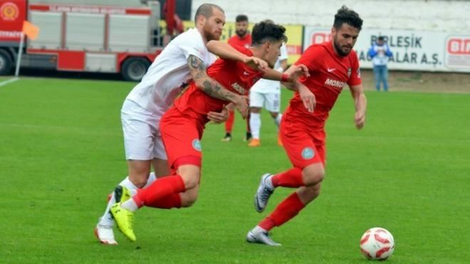 Nazilli Belediyespor: 0 : Bandırmaspor 3