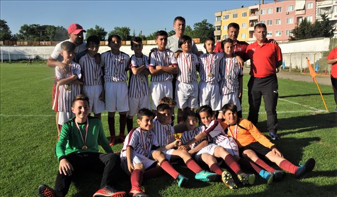 ŞAMPİYON  BANDIRMASPOR