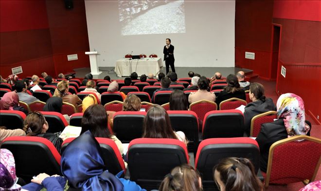 818 Bin Öğrenciye Geri Kazanım Eğitimi