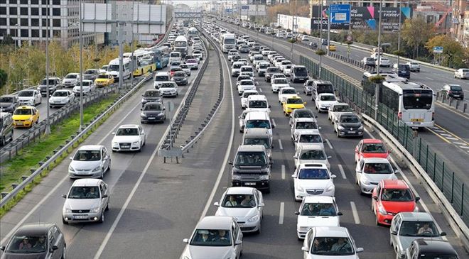 TRAFİK KAZALARININ YÜZDE 90´I SÜRÜCÜ KUSURUNDAN KAYNAKLANIYOR