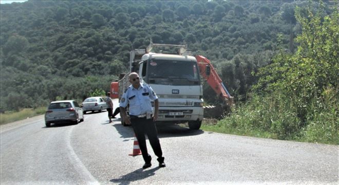 Mermerler yola döküldü