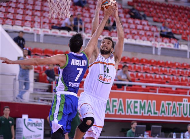 BANVİT PINAR CUP İLK MAÇINDA KAYBETTİ