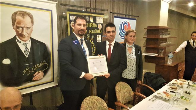 Rotary gazetecileri ağırladı