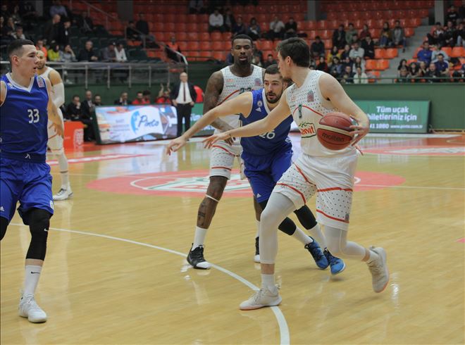 BANVİT BK EVİNDE İSTANBUL BBSK´YI MAĞLUP ETTİ