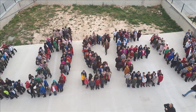 Cumhuriyet İlkokulunda farkındalık etkinliği