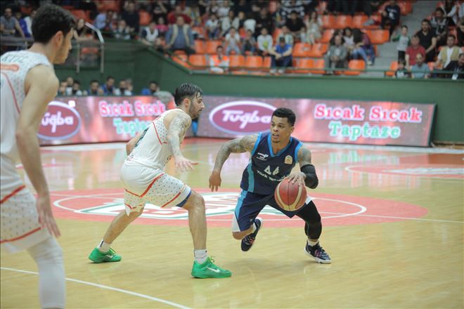 Türk Telekom Play Off´a galibiyetle girdi: 96-83