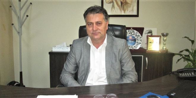 Başkan yardımcısı Ay´ın mutluluğu