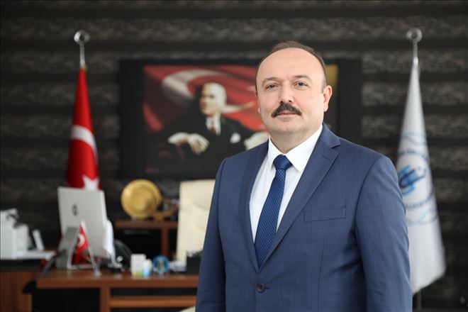 Rektörden kutlama