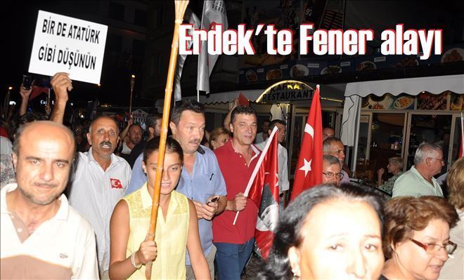 Erdek´te fener alayı